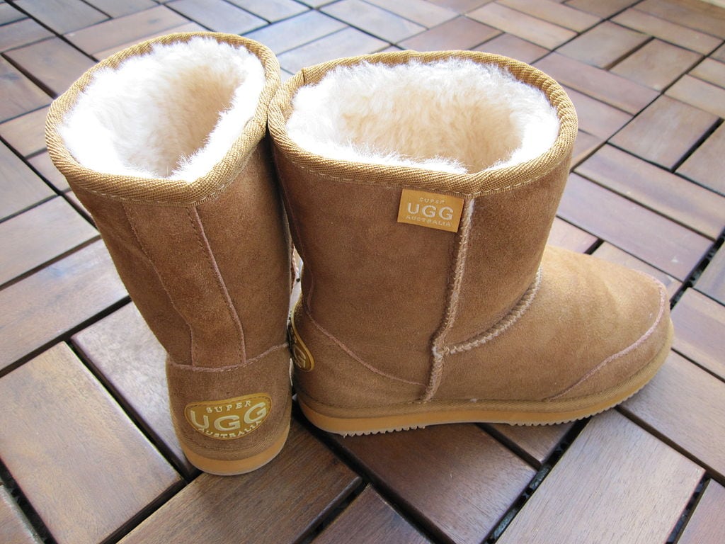 are uggs real sheepskin