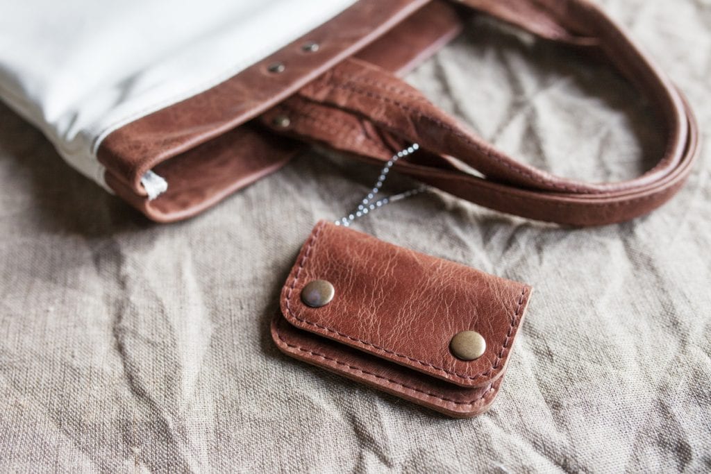 6 Ways to Make Your Old Leather Bag Looks Amazing - Purse Bling